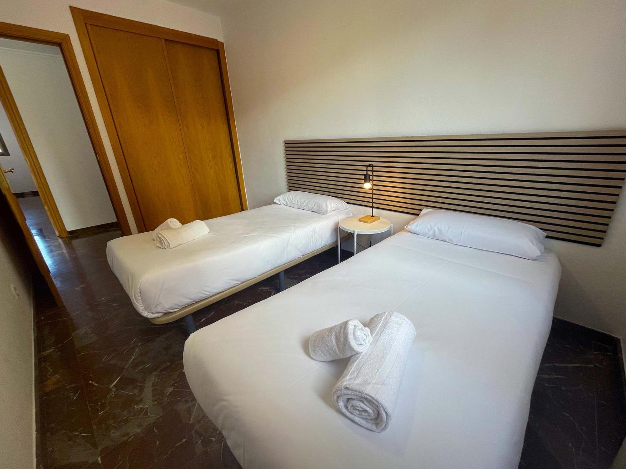 Apartamentos El Pilar Suites 3000 Zaragoza Buitenkant foto