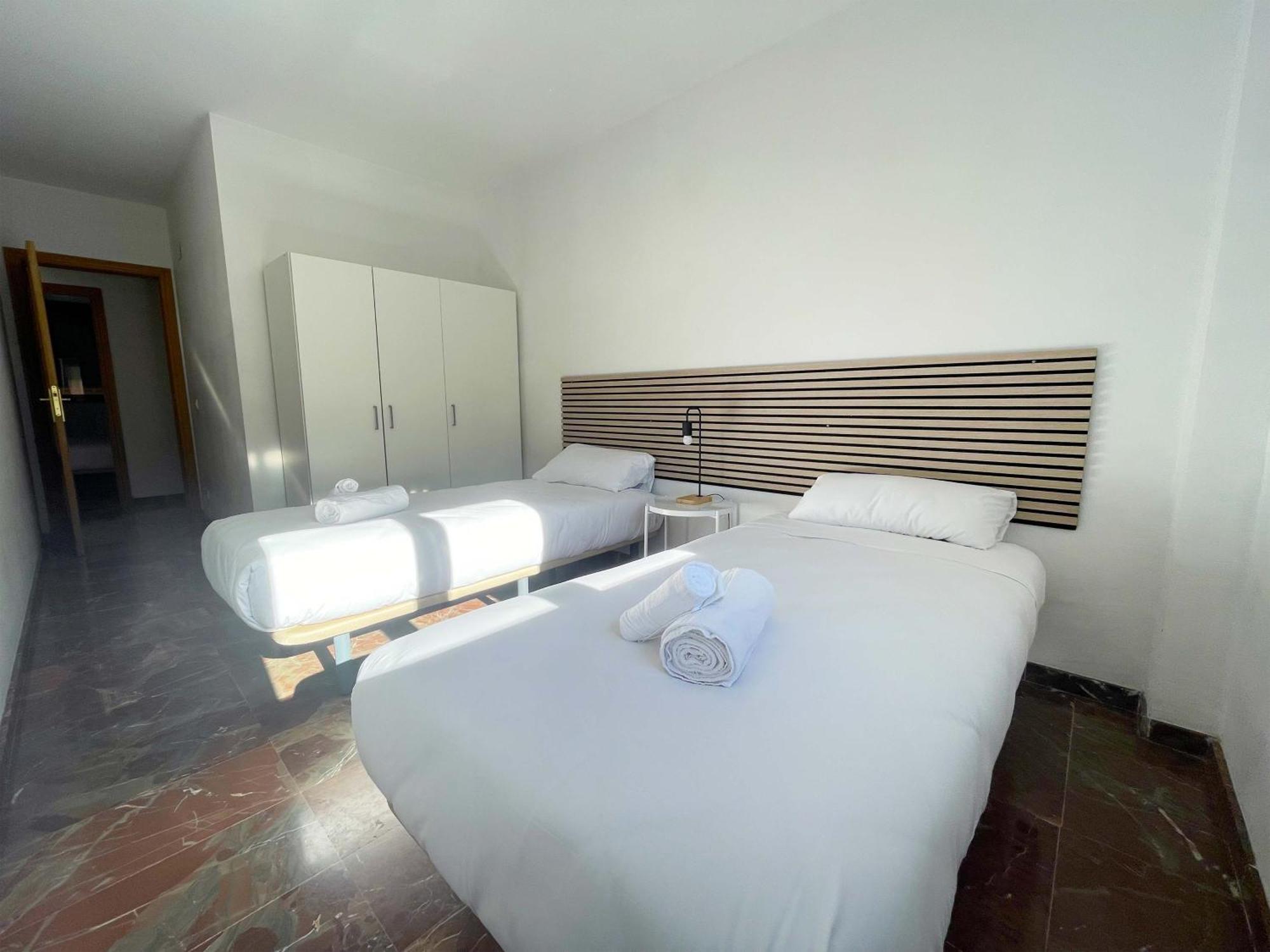 Apartamentos El Pilar Suites 3000 Zaragoza Buitenkant foto