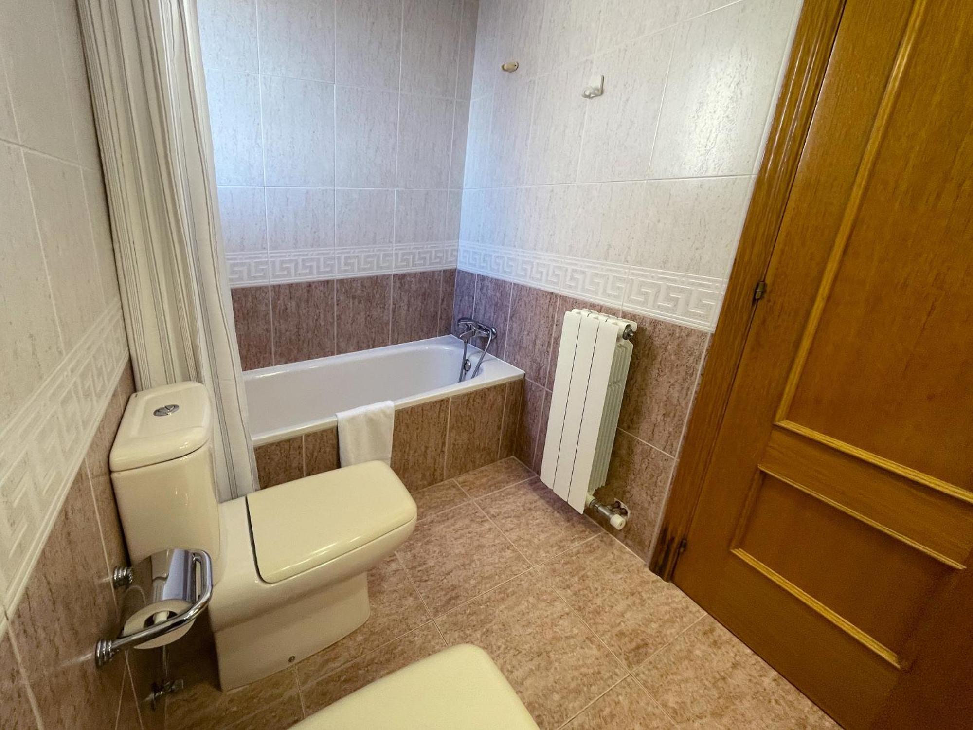 Apartamentos El Pilar Suites 3000 Zaragoza Buitenkant foto